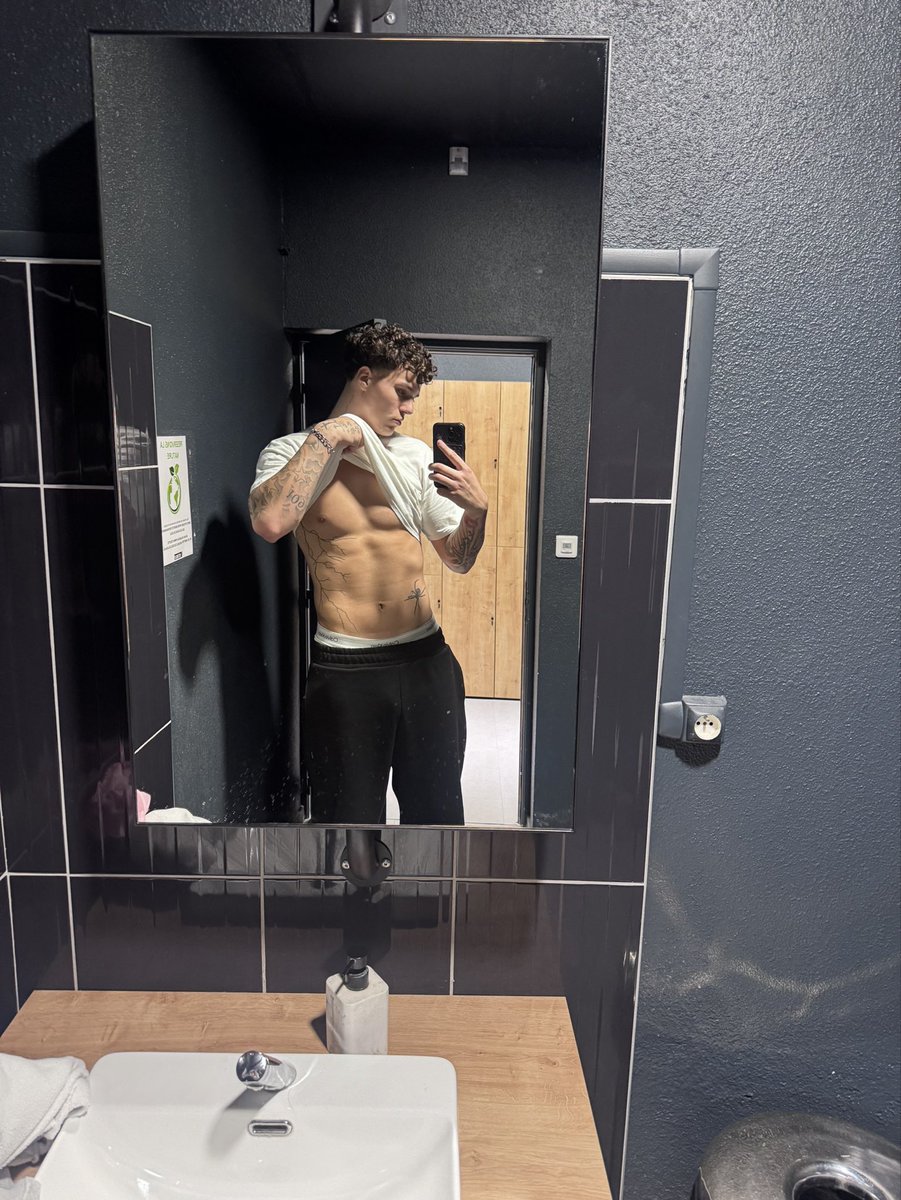 Yohan Lambert tweet media