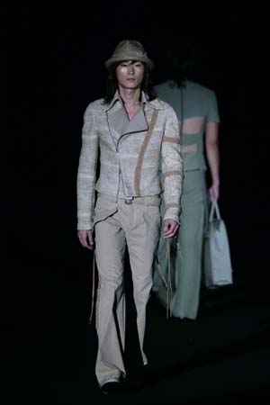 jj and models wearing the same pieces