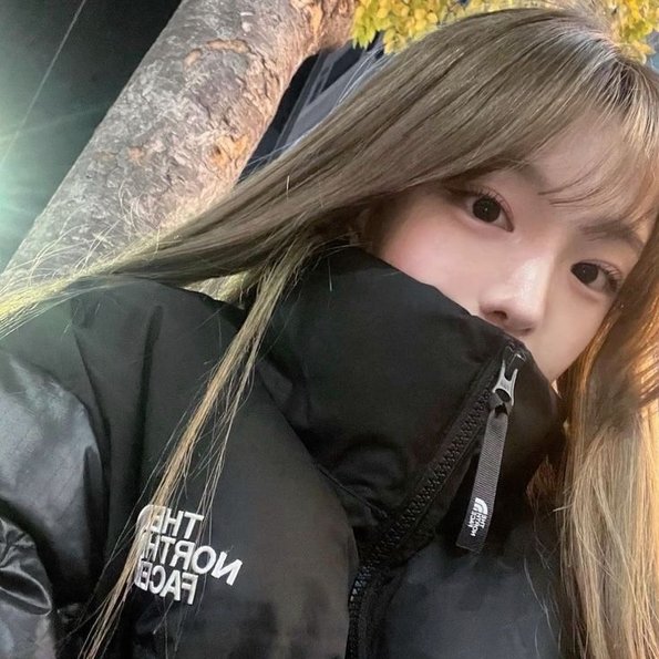 MariselAlmazaba's tweet image. 父が買ってきた新しいテレビ、画質が良すぎて映画館みたい 🥶