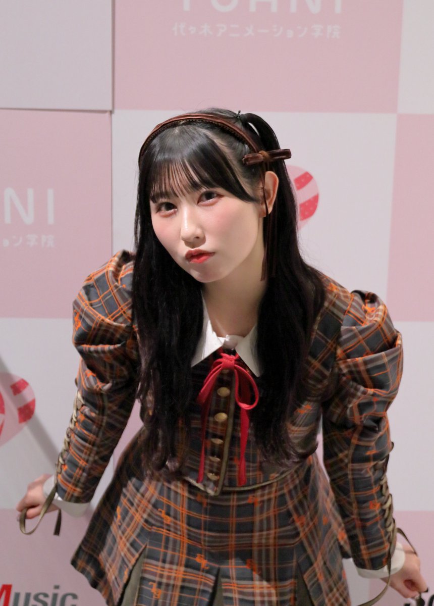 山本杏奈 チェキ 抽選会 直筆 ガラポン ラブソングに襲われる