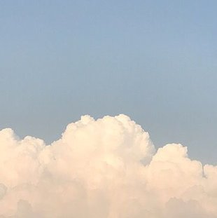 ca_bimal's tweet image. 彼氏が仕事で昇進の話もらったって
頑張りが認められて良かった ❄️