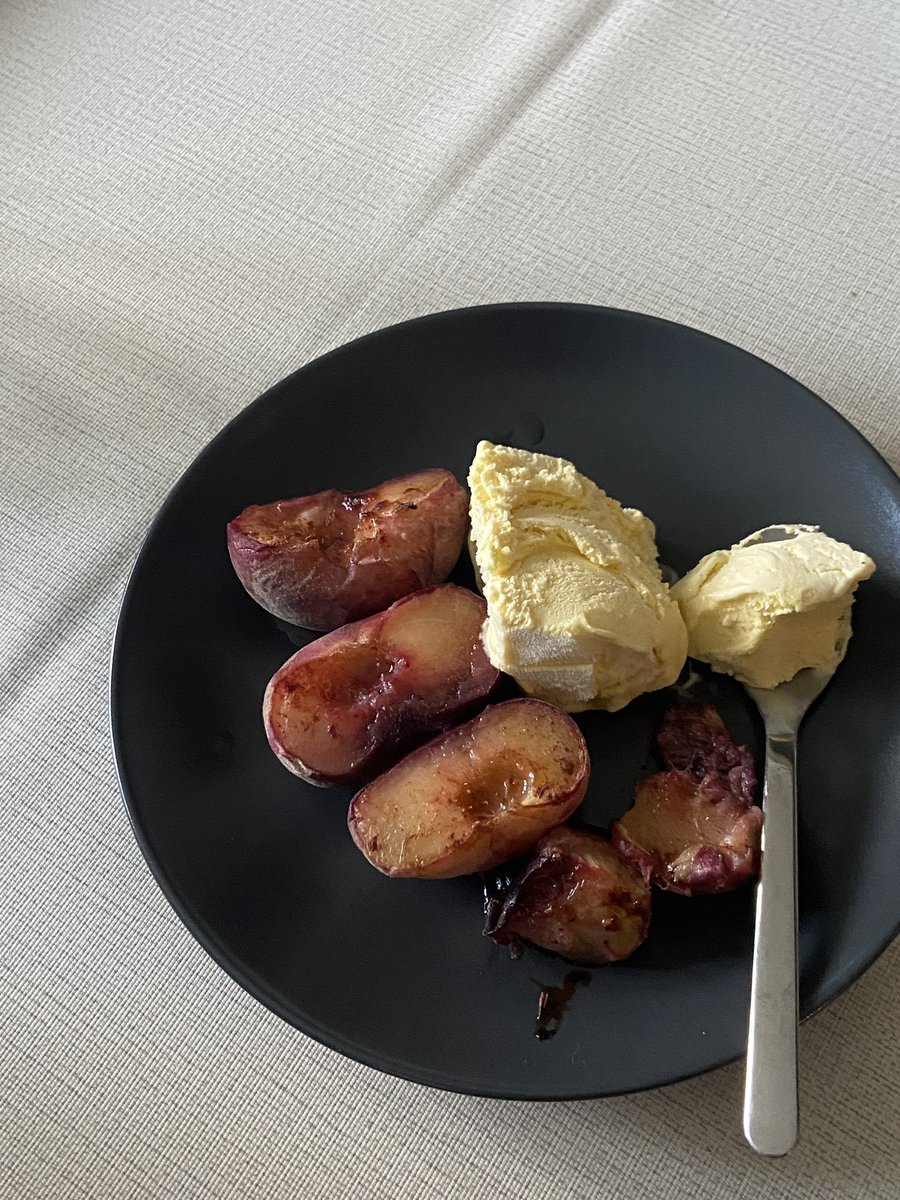 bags by clairo tweet media