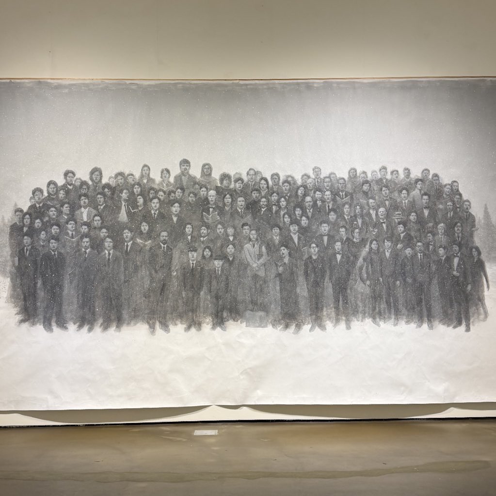 namu_bear's tweet image. the cover reminds me so much of this painting by korean artist Yoon Byung Woon…