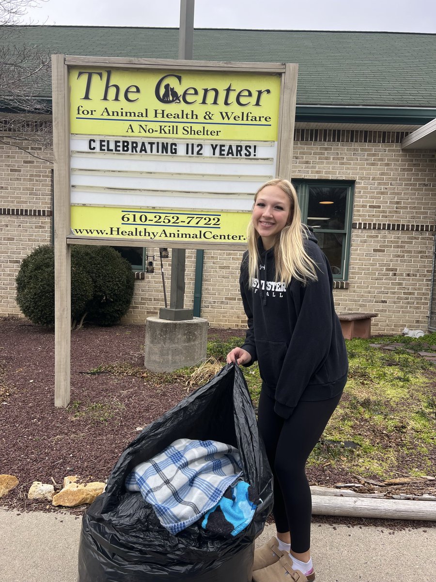 WestChesterSB's tweet image. Up next for our Do Good, Be Great is Jaelyn! Jaelyn donated blankets to The Center for Animal Health and Welfare!!!
#DoGoodBeGreat
#RamsUp🤘🏼
#doubletheluck