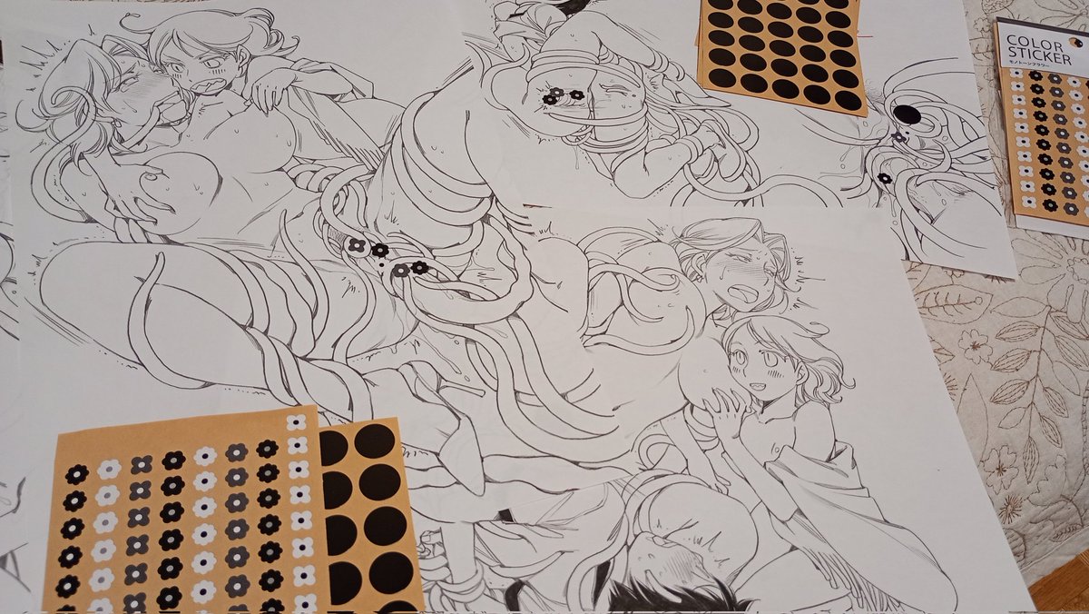 黙々とお🌼のシールを貼る夜更けかな…🙄 