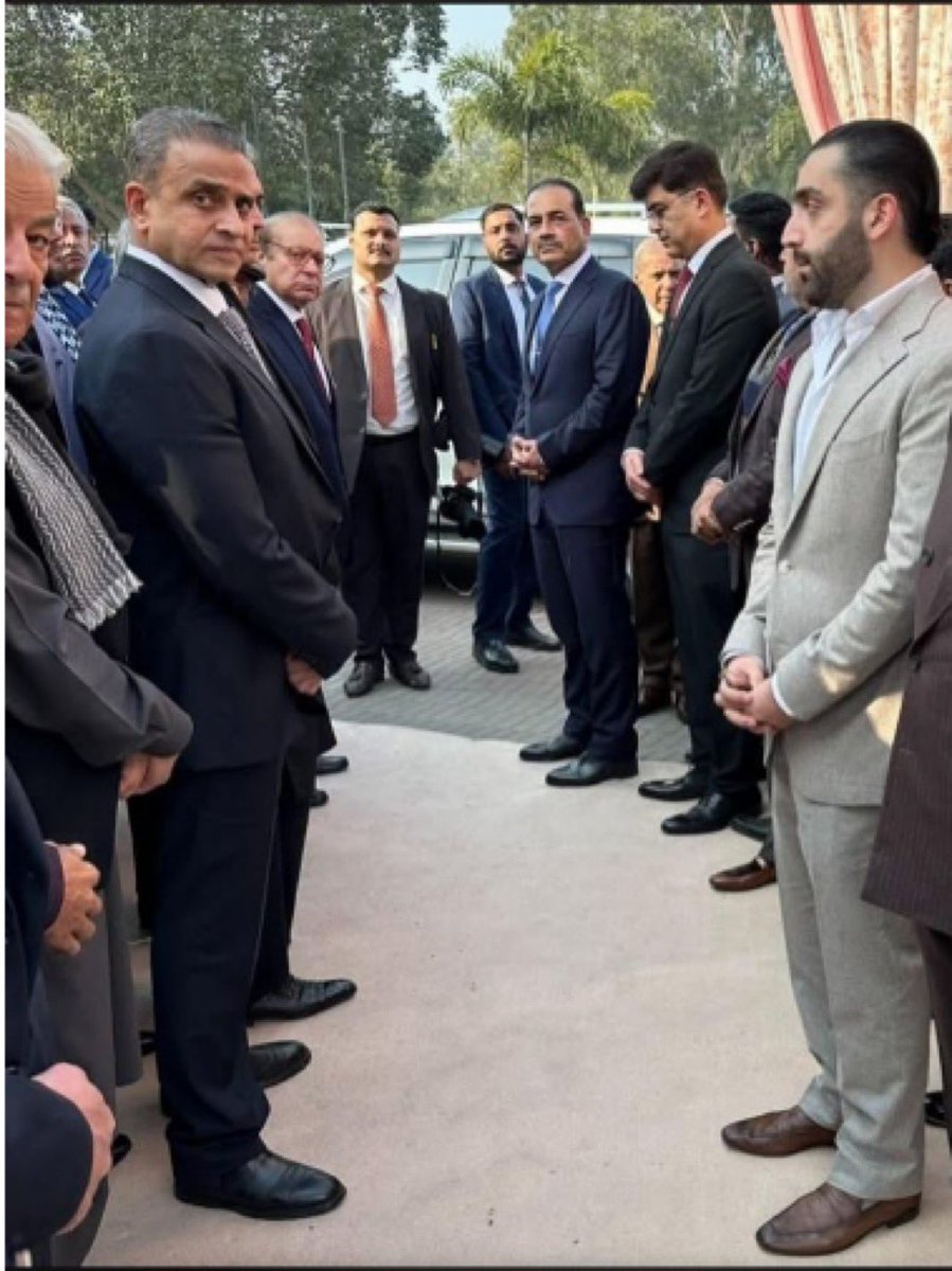 گیراج والے ماموں بھانجے کے ولیمے میں