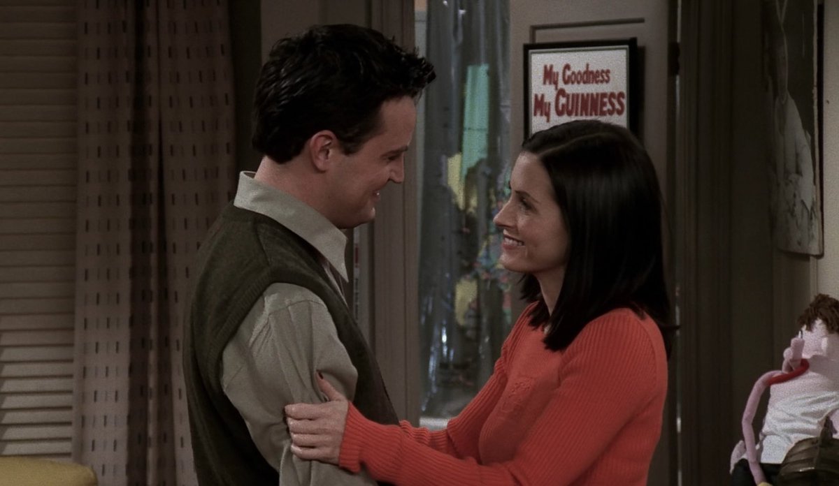 mondlerthinker's tweet image. chandler and monica looking at each other &amp;lt;3