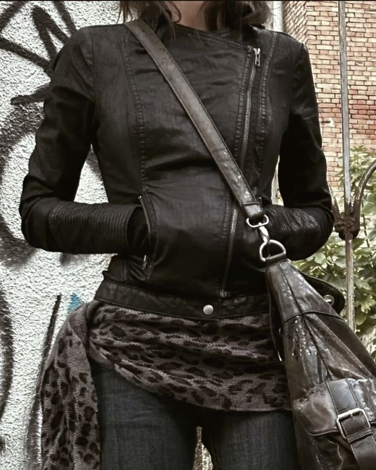 silenceshroud's tweet image. 