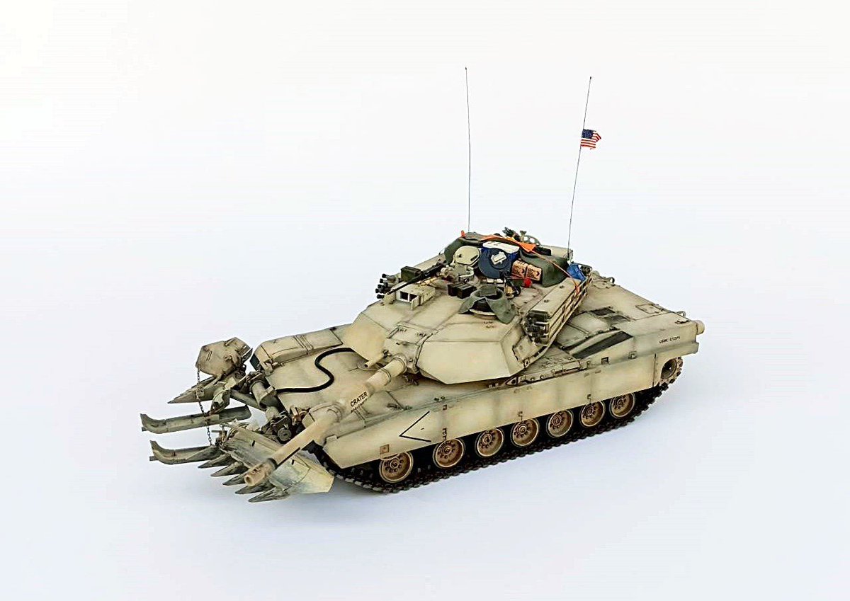 hobbystationth's tweet image. โมเดลรถถัง WSN 1/35 Abram USMC M1A1HA w/ TWMP
ทำชุดสัมภาระเพิ่มเติม , มี PE สายรัด , สายพายข้อ , ทำธงชาติและเสาอากาศเพิ่มให่ด้วย  , ทำสายไฮดรอลิคสำหรับ DOZ เพิ่มเติมให้อีกจุด
.
#hobbystationth #probuilt #scalemodel #m1a1 #militarymodel