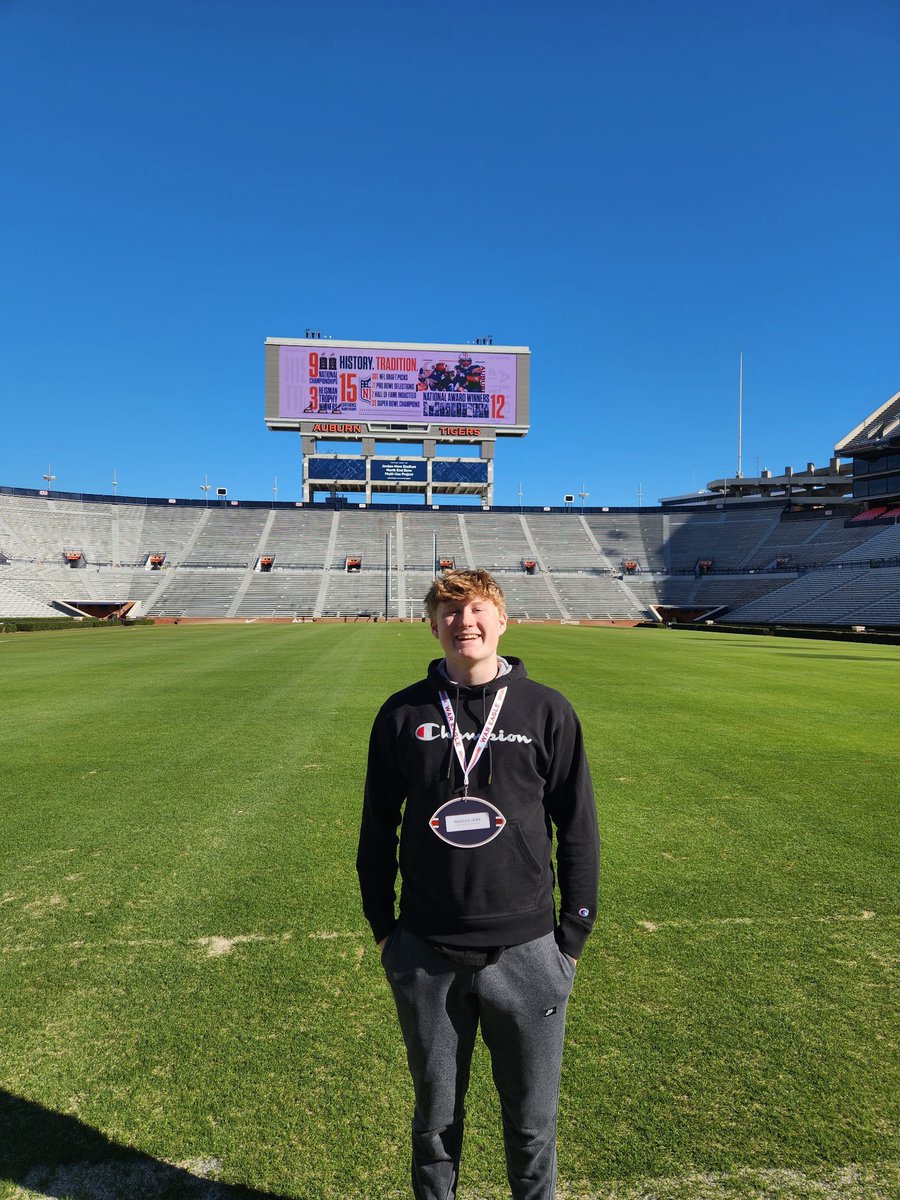 Blessed to have an amazing experience today <a href="/AuburnFootball/">Auburn Football</a> with <a href="/FootballHotbed/">Football Hotbed</a>