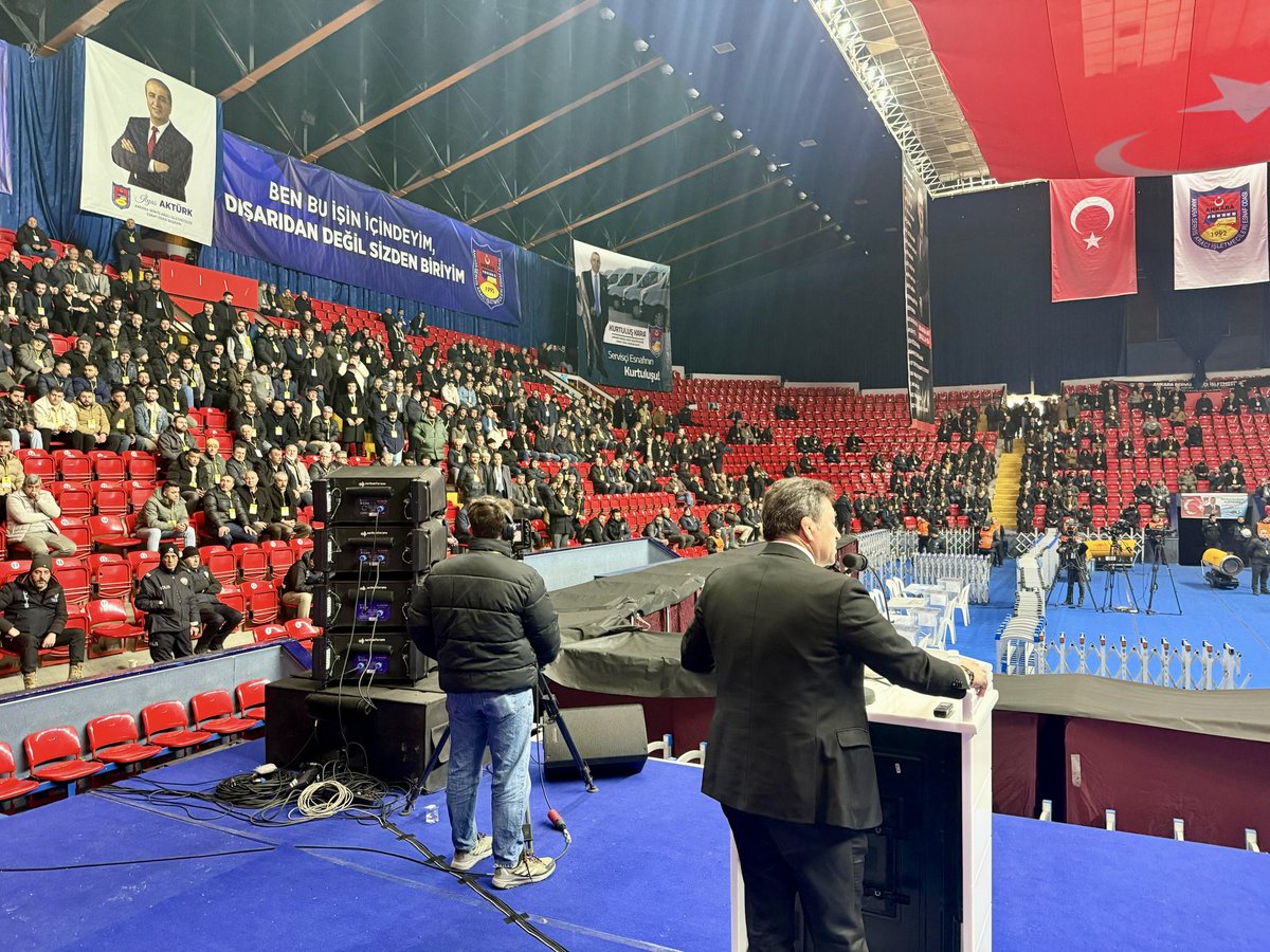 MehmetYiginer's tweet image. Ankara Servis Aracı İşletmecileri Esnaf Odamızın Olağan Genel Kurul Toplantısına, Esnaf Odası Başkanlarımız ile birlikte katılım sağladık.

Delege olarak oyumu kullandığım ve yakından takip ettiğim genel kurulda; rakibine fark atarak güven tazeleyen Ankara Servis Aracı…