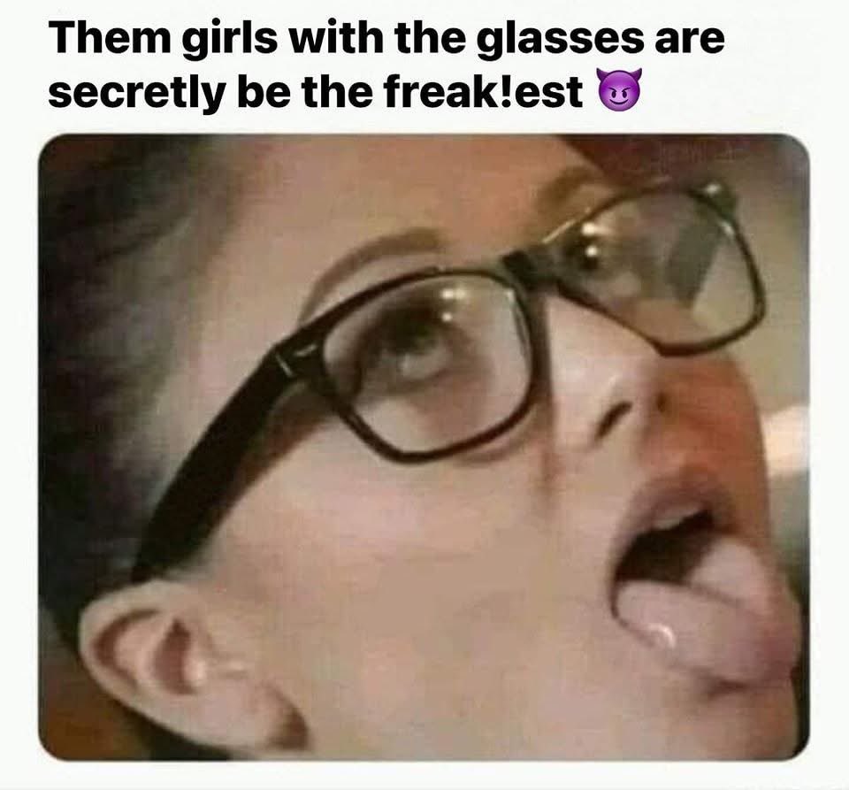 ( BadRub 🖤💀) Sweet dreams 🤔😅👓😴