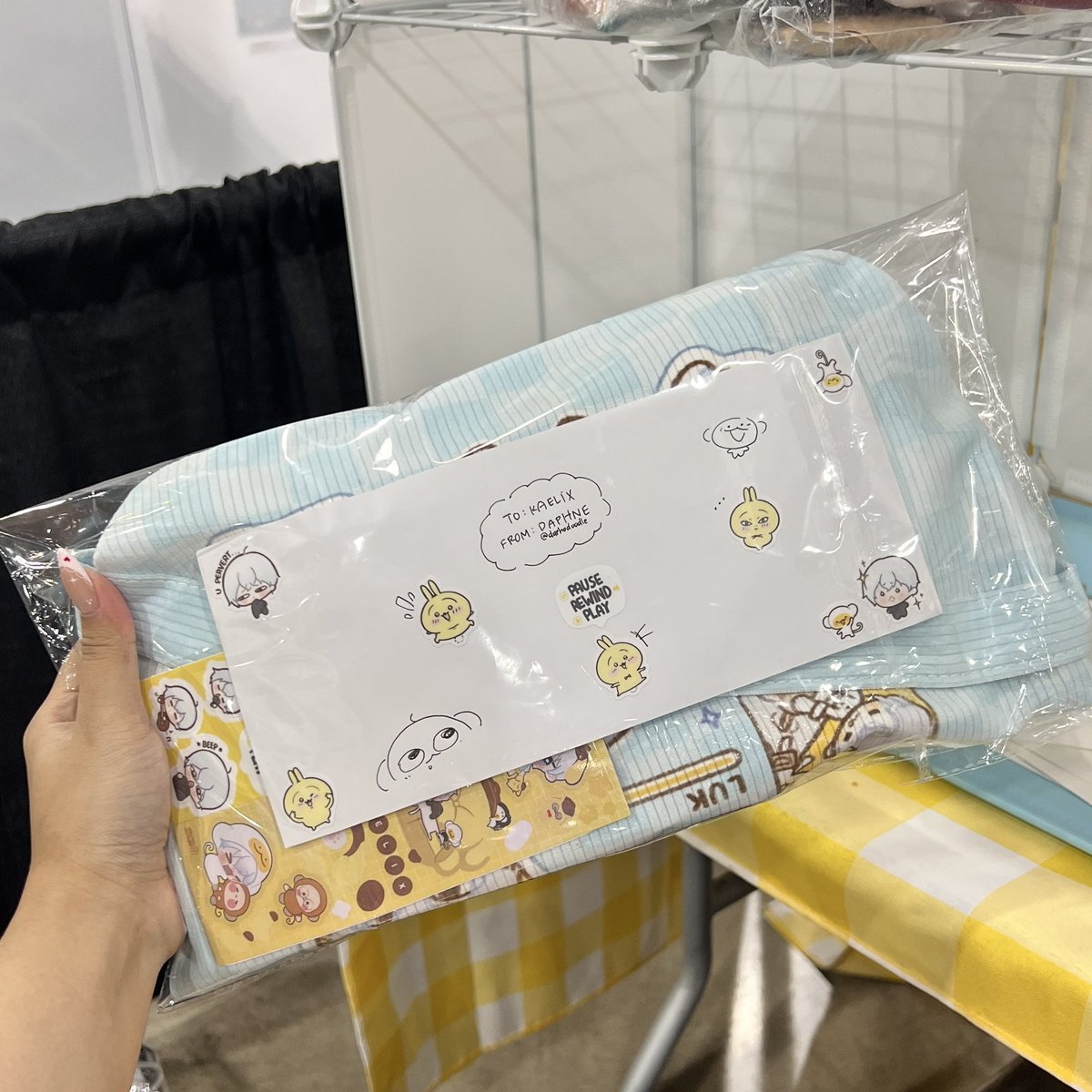 daph SHOP OPEN! tweet media