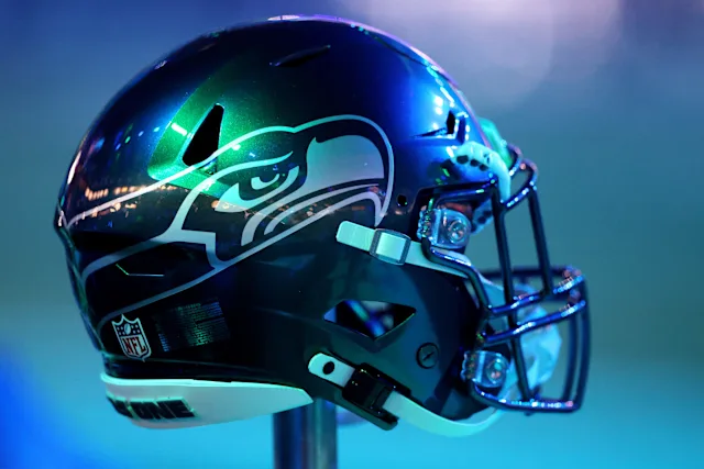 JoeReynoldsAH2's tweet image. 💥 Congratulations to the Michigan Seahawks.... 

- Mike Macdonald
- Jay Harbaugh
- Chris Partridge
- AJ Barner
- Mike Morris
- Olu Oluwatimi
- Zach Charbonnet

#GoBlue 〽️🏈