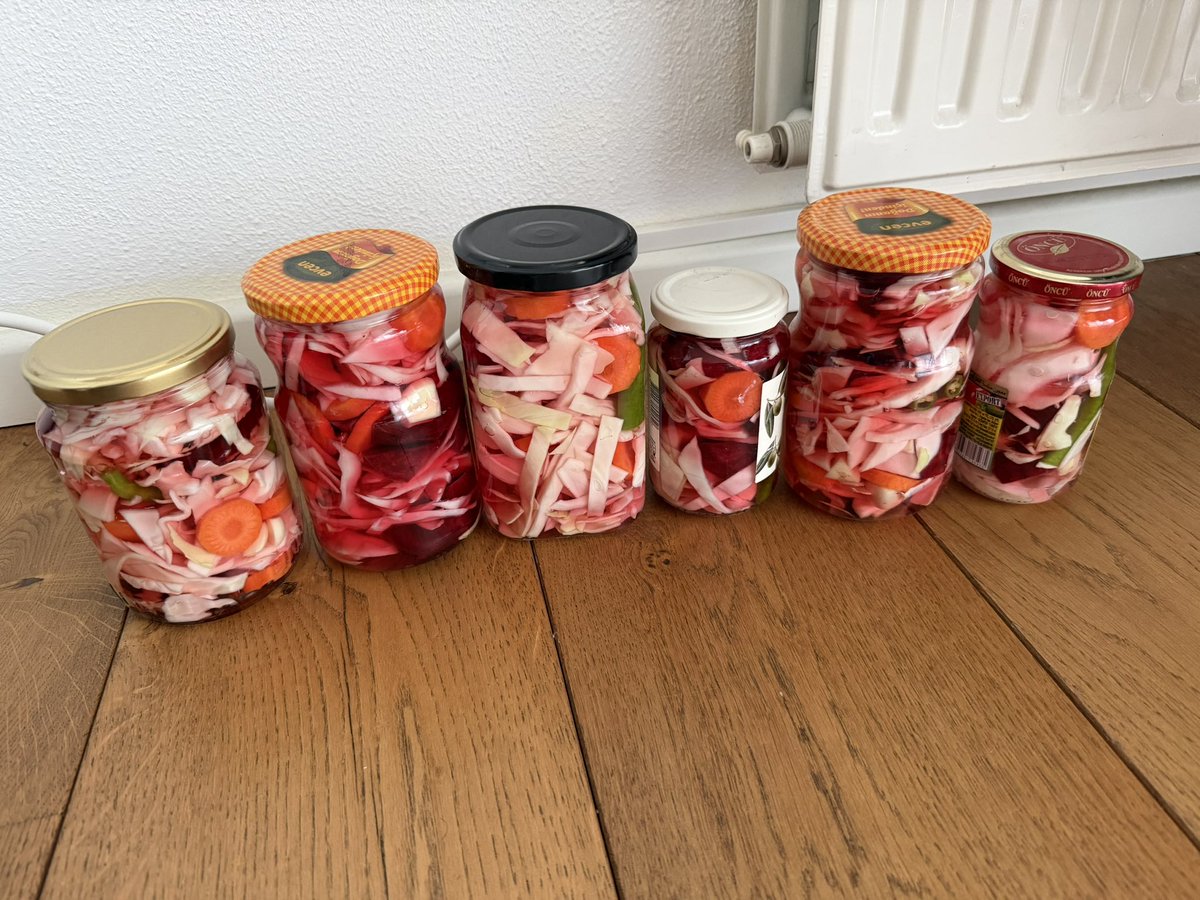 Turşu sevgimi belə ifadə edim, bu uje 3cü partiyadı