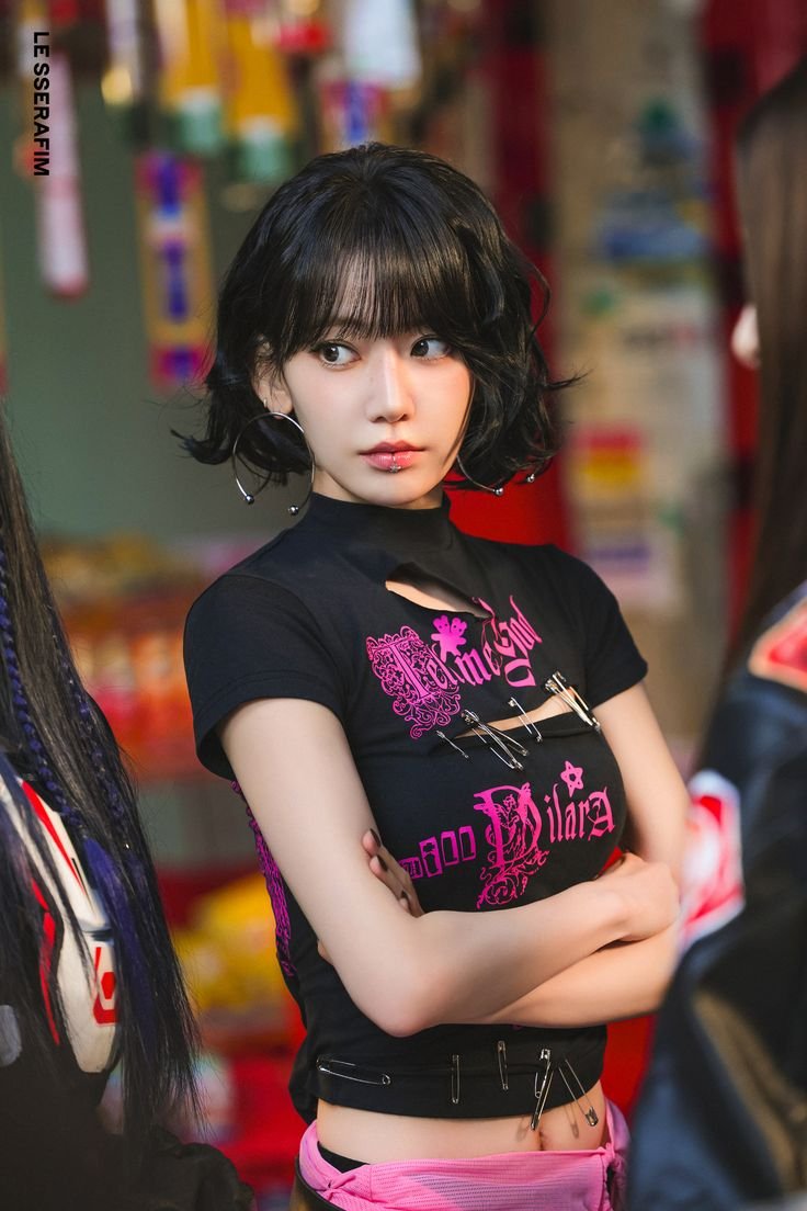 ynjnfims's tweet image. we got over this look way too quickly