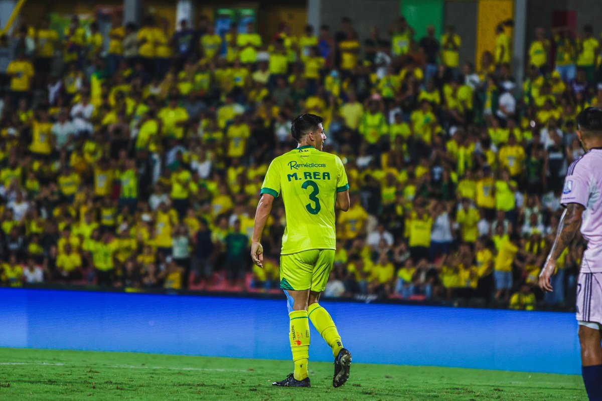 martinreaa's tweet photo. Feliz por el debut, jugar en casa y por la victoria. 
Buenas sensaciones y gran trabajo del equipo.
Feliz de estar en Bucaramanga 💛💚 https://t.co/z21EIpIbNm