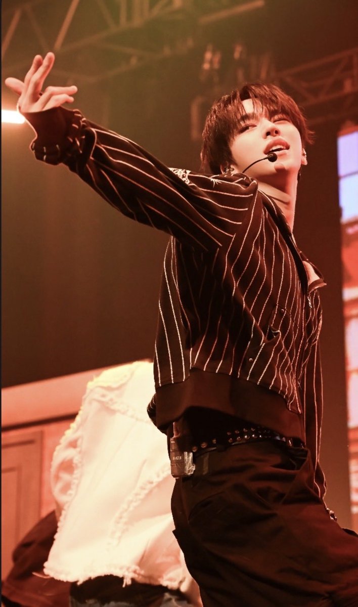 LSkyandsea's tweet photo. #nSSign_Funky_like_me #hanjun #ハンジュン
カズタペンですが、お気に入りのこの彼が気になった方々用にクリップ置いときますね😊
ハンジュン
K-POPGP、n.SSignのセンター
1分40秒位が👍✨
https://t.co/tdOW4dzHgk
https://t.co/ruTh77r6lk https://t.co/ymqaXsoGqN