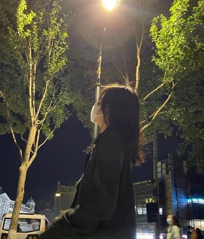 inglostad's tweet image. 友達とテニスをしたら、思っていた以上に体力を使って翌日筋肉痛
 でも爽快感があって気持ちよかった 😷