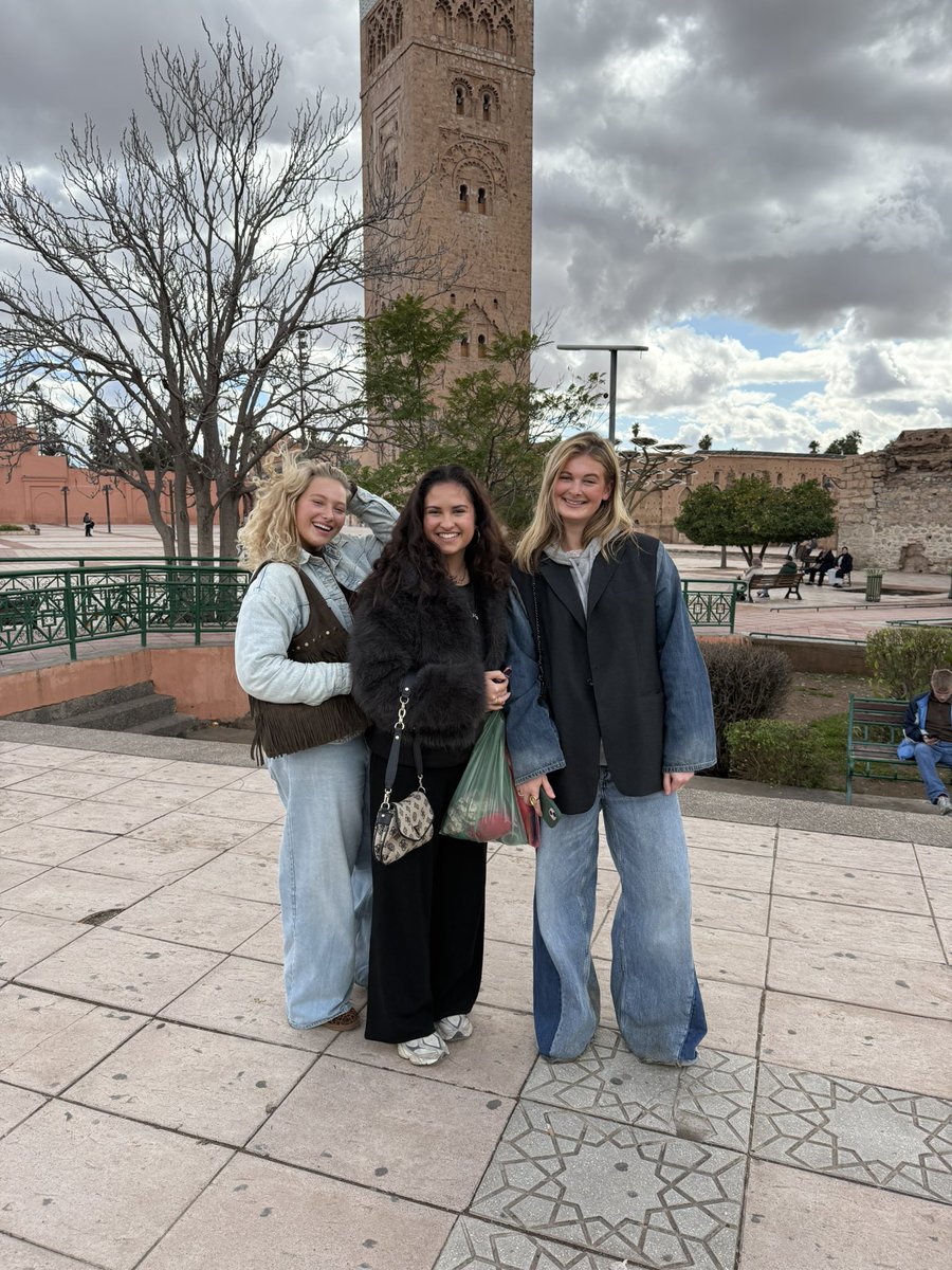 mc_lively_'s tweet image. Visited the Oldest mosque in Morocco… Been standing since 1071. 

Saw these gorgeous ladies from Holland and I asked to take pictures of them…they gladly obliged.

Their tour bus was rushing and airdrop was failing so they couldn’t get the pictures.

Maybe y’all can find them🫠