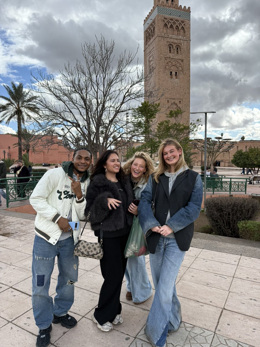 mc_lively_'s tweet image. Visited the Oldest mosque in Morocco… Been standing since 1071. 

Saw these gorgeous ladies from Holland and I asked to take pictures of them…they gladly obliged.

Their tour bus was rushing and airdrop was failing so they couldn’t get the pictures.

Maybe y’all can find them🫠