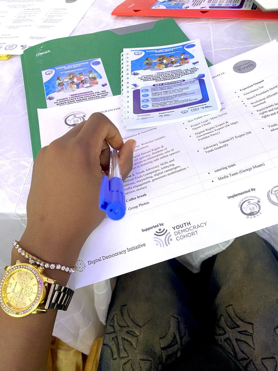 I just wrapped up an eye-opening digital rights workshop held by HoHCa which is the YODE-AYOVOSDIS PROJECT. It was a good experience thanks to Mme Sylvie Ngum Chiabi the CEO and her team, and I will love to attend more programs like this.
#HoHCa #digitaladvocacy #cyberspace