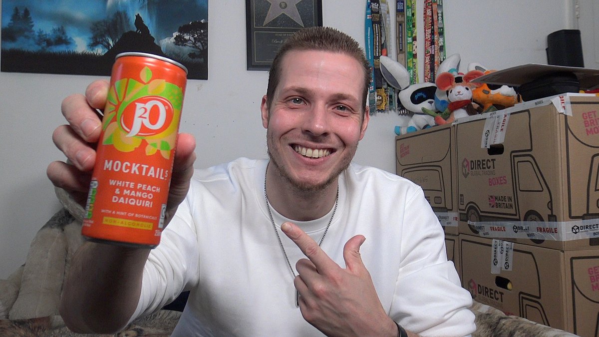 New Channel Member &amp; Patreon exclusive video now live! Today, we taste test another j20 mocktail and this time it's the White Peach &amp; Mango Daiquiri Mocktail.

Channel Members - youtube.com/@BwolfTheWolf/…
Patreon - patreon.com/join/BwolfTheW…

Video - youtube.com/watch?v=UIKvRq…