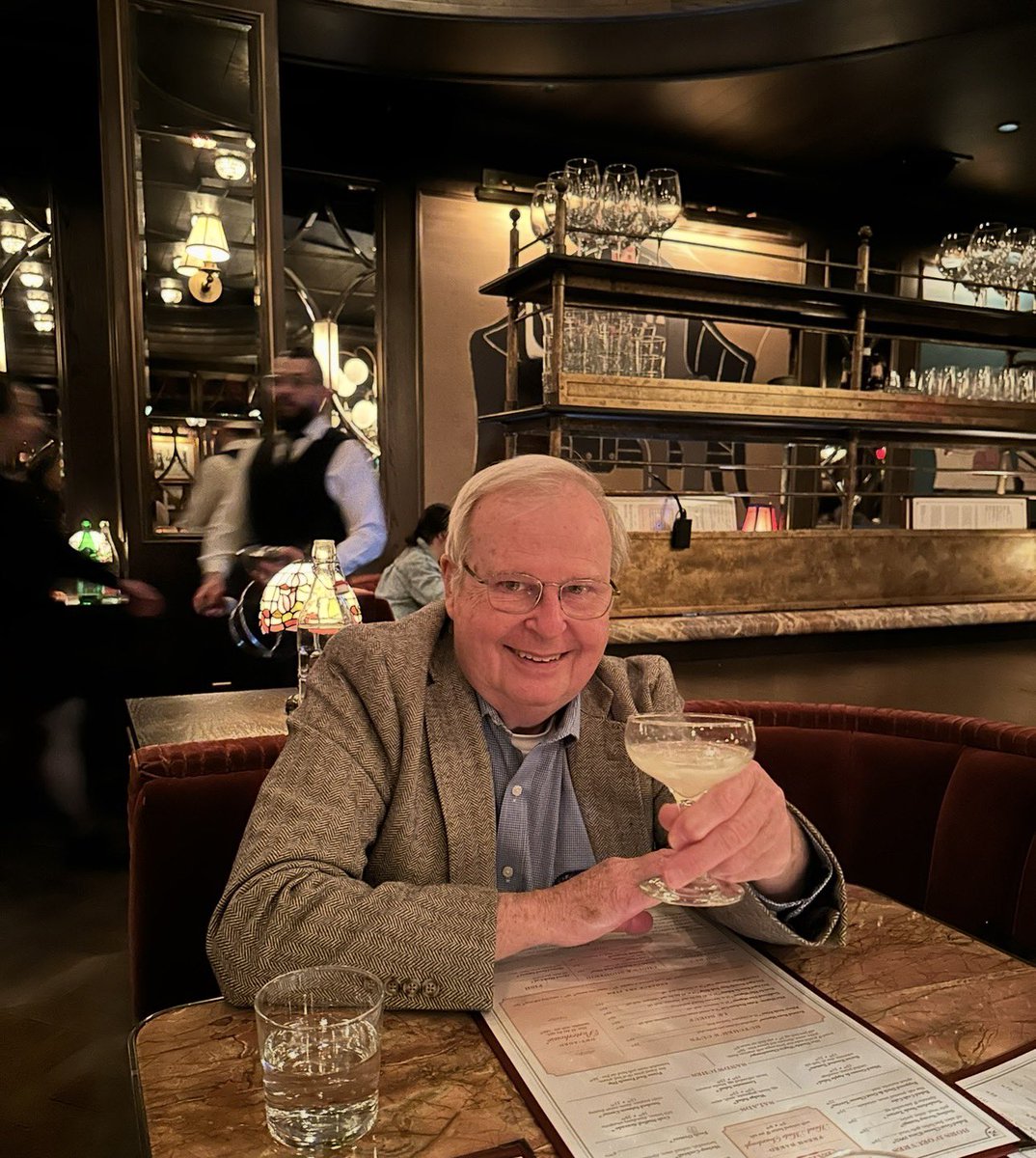 Ms. Lisa Williams tweet media