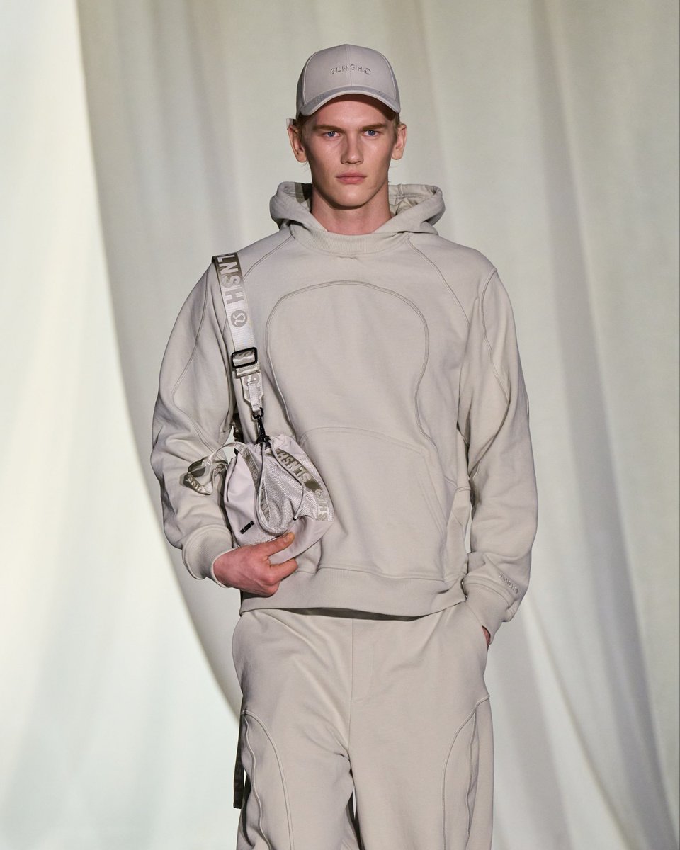 Milano Fashion Week tweet media