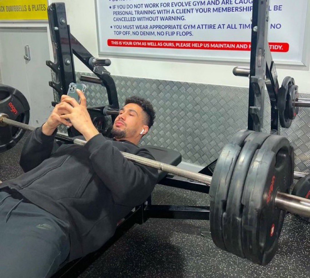 خالد الدامري tweet media