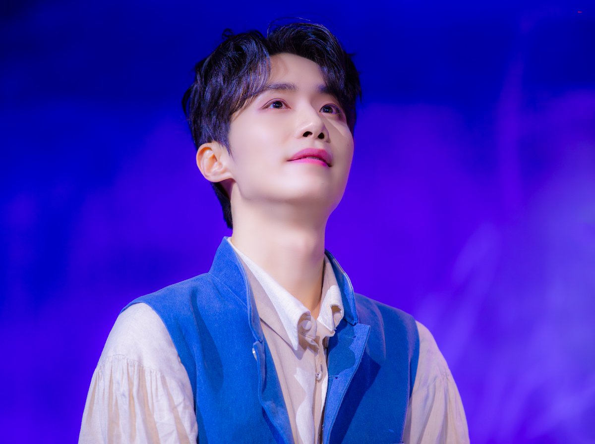 260118 뮤지컬 프라테르니테 🇨🇵
낮공 무대인사     

제르베 役 | #이세헌 배우