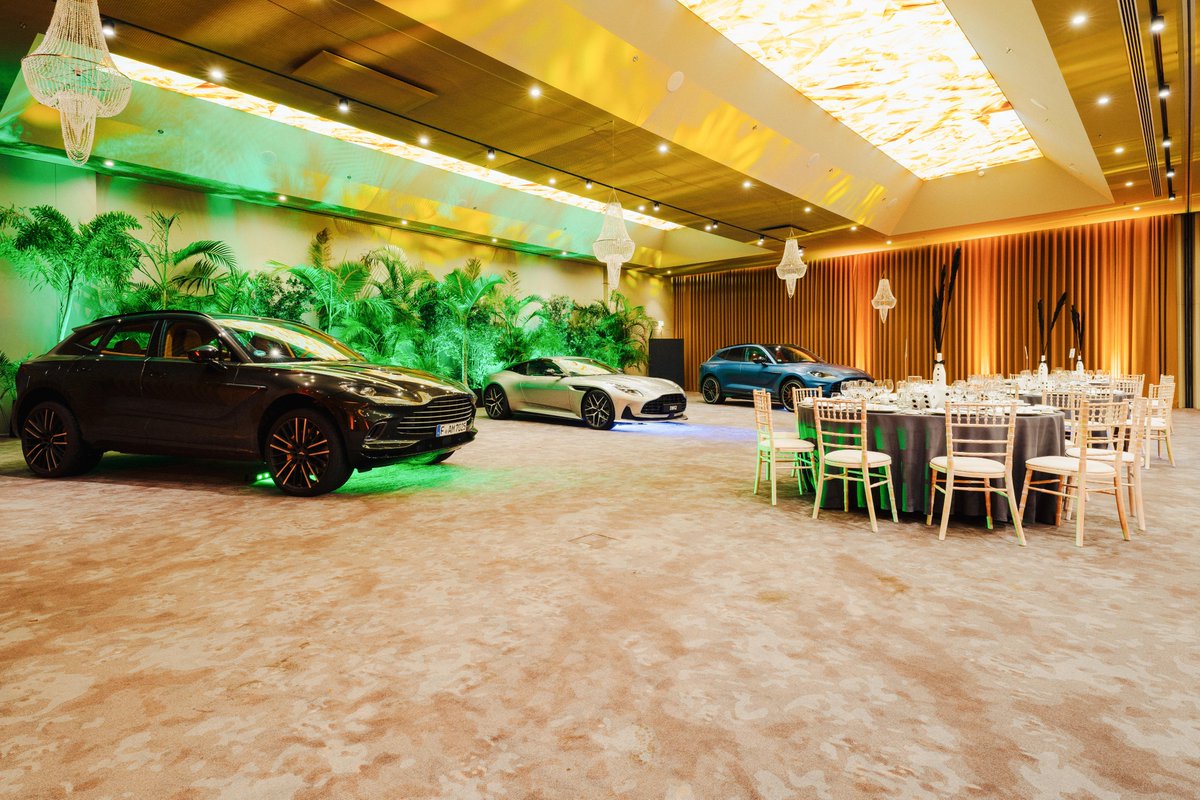 PrestigiousVns's tweet image. Ensure your product launches shines from every angle
prestigiousvenues.com/venue/savoy-pa…

#productlaunch #eventplanning #luxuryevents #exclusiveexperiences