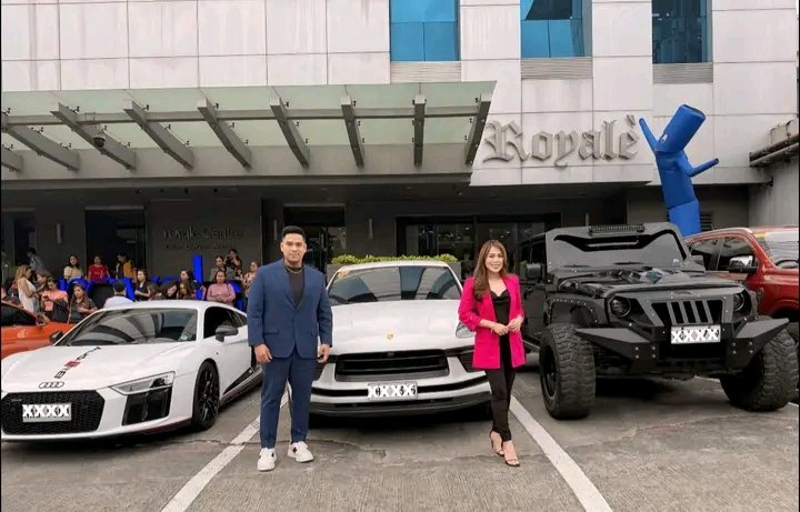 ClayWalker34572's tweet photo. Elitepro pride & the exciting part.🙌
AudiR8 x Porsche x Jeep ⚔️ Bentley x RolceRoyce
Same company, same group & same mentor..
this 2026, let’s make it even bigger!💯
#Elitepro #CoachDan #DanEm #Royale https://t.co/92H4JSdph0
