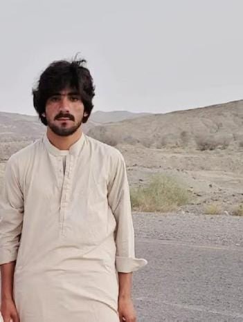 BYCPanjgoor's tweet photo. "رمس 17/1/2026 پنجگور تسپ ءِ جھمنند دو براس، عمران ءَ محمد اکرم ءُ رضوان ءَ محمد اکرم چہ تسپ لوگءِ پاکستانی لشکرءَ زور نسری گار بیگواہ کرتگ ءَ گوں وت برتگ ء۔ 
بی وائی سی پنجگور ھنکین
#StopBalochGenocide https://t.co/kRvH8uhjZB