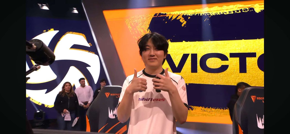SophieAhn1's tweet photo. Now @ShiftersGG hit the nexus !
@seokhxxn_ @SHFT_Rooster
지금부터 꽃길만 ^__^
#SHFTWIN
#LEC https://t.co/fNRkytvaog