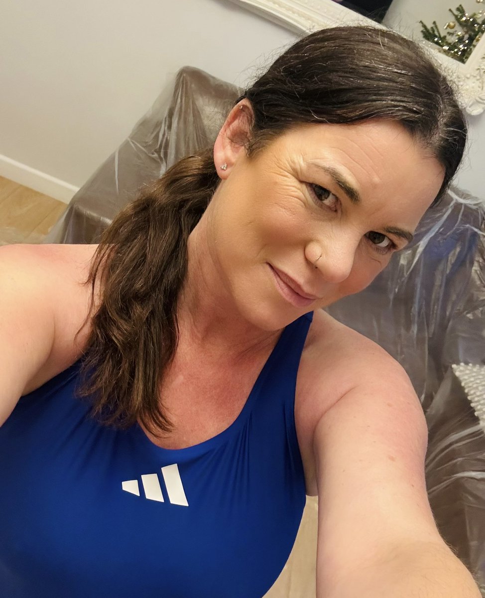 lusciouslaura31's tweet image. Filling my swimsuit tomorrow… who wants to see???? 💙💙💙💙💙💙💙💙💙💙
#wetandmessy #swimsuitfilling #wam #splosh #sploshing
#messygirl #sexy #milf #messyfun #sexymess #onlyfans #girlnextdoor #customvids