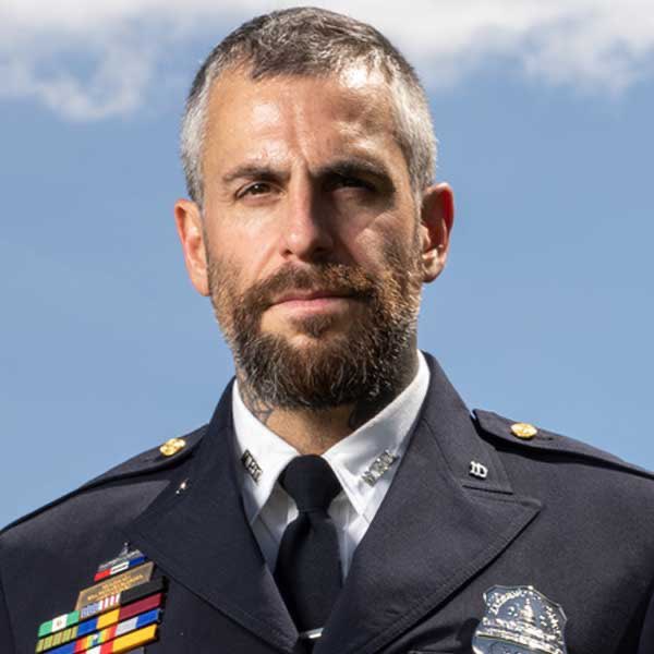 DisavowTrump20's tweet image. Capitol Police Officer Michael Fanone was tased on January 6th until he went into cardiac arrest and his heart stopped. Donald Trump pardoned his assaulters and called them “patriots.”

RETWEET if you stand with Officer Fanone against Trump and the GOP!