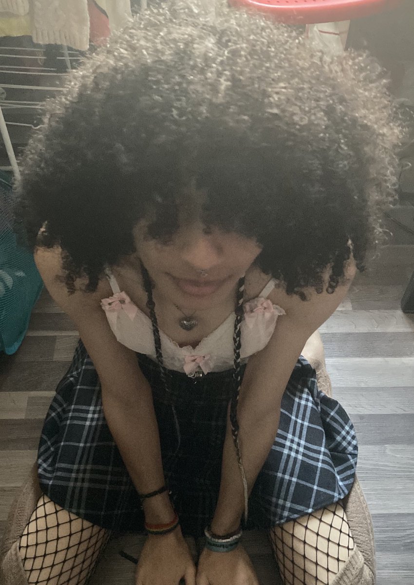 VortexLexa's tweet image. Mischievous post shower pics