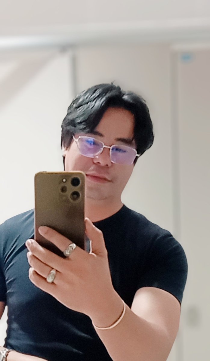 เรื่องบางเรื่องมันเล็กมาก...แต่กระทบใจพอสมควร😄
←⁠_⁠←→⁠_⁠→←⁠_⁠←→⁠_⁠→←⁠_⁠←→⁠_⁠→