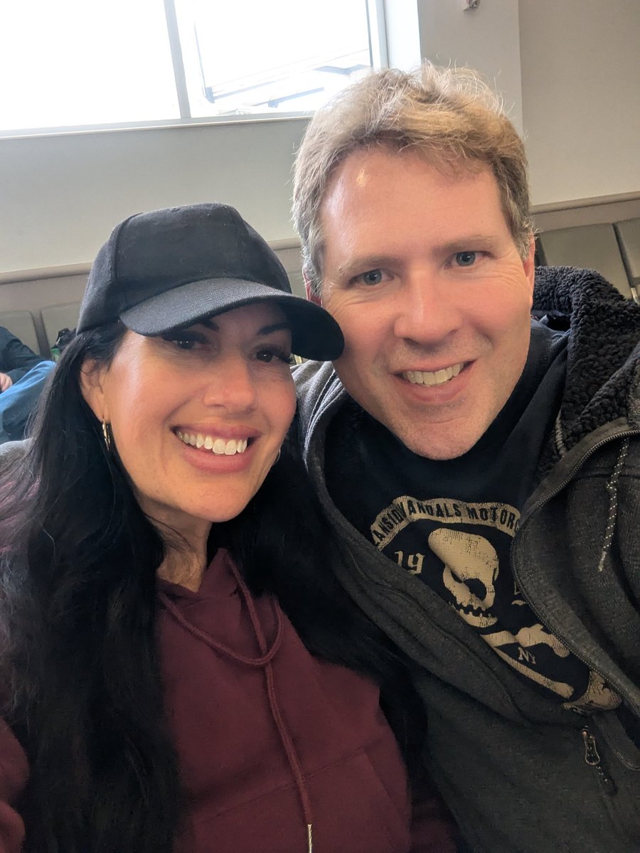 Just waiting for our flight to board. Vegas and the <a href="/avnawards/">AVN Awards</a> here we come.
<a href="/FJanexoxo/">Fallon Jane (Chicago Exxxotica 4/8-12)</a>