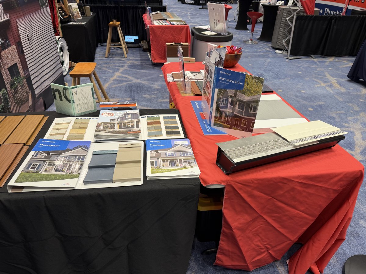 Quarvemn's tweet photo. Last day of the Home Building and Remodeling Expo. Free parking. Hyatt Regency Minneapolis. https://t.co/JaZx4HoksH
