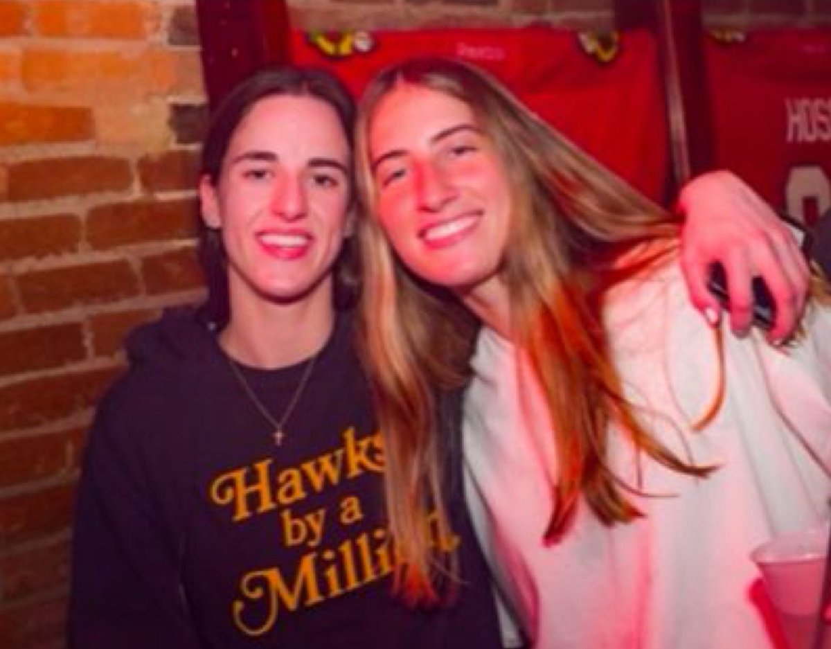 FeverBandwagon's tweet image. Everybody posting Caitlin and Kate so…
Hawks by a Million. ✨