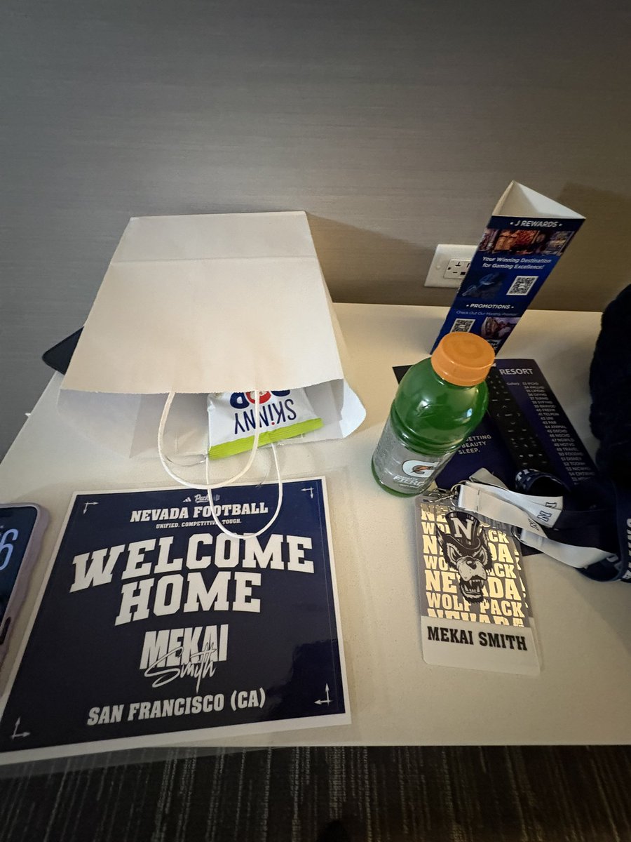 MekaiSmith0's tweet image. Had an amazon official visit at UNR , Thank you @NevadaFootball &amp;amp; @jim_mastro for having me! 🐺