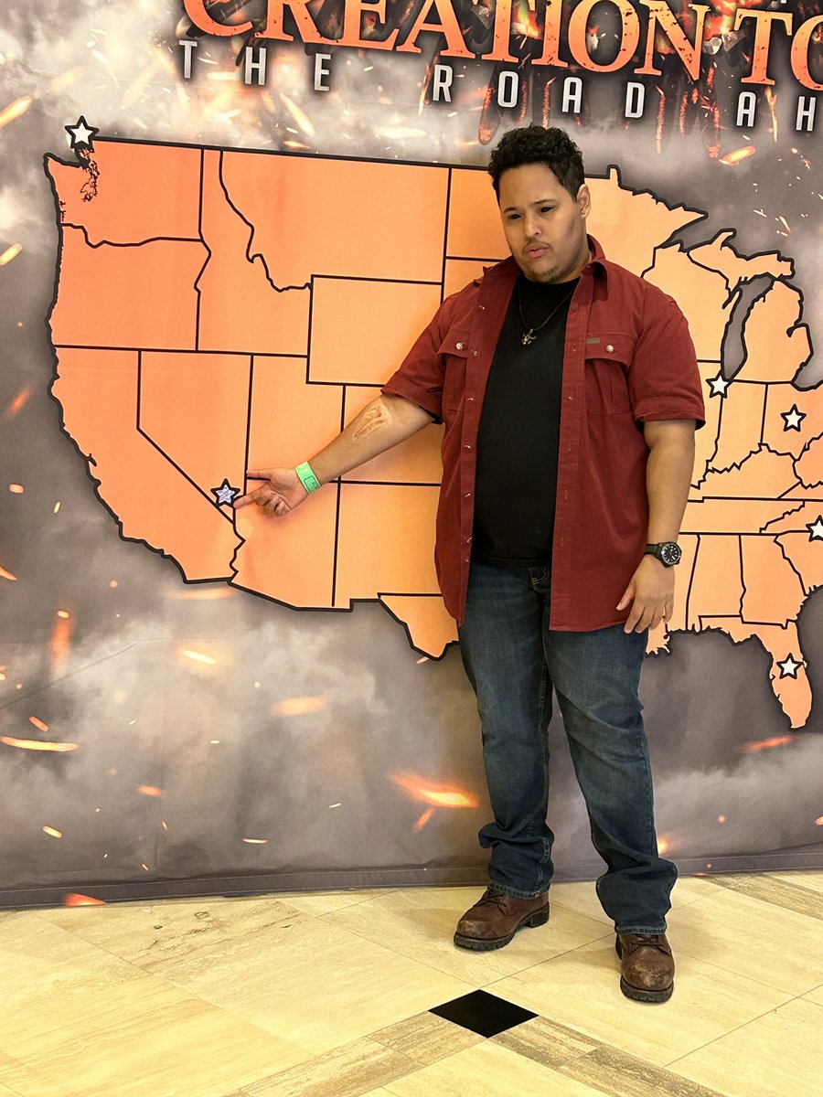 Uchihaprincess6's tweet image. Me and my twin brother at Vegas con #spncon #spnvegas