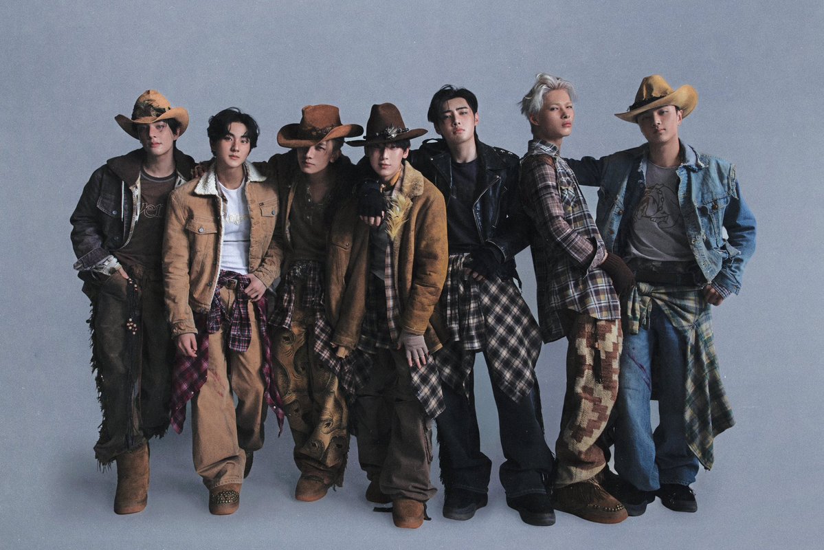 simjpke's tweet image. […] 𝐁͟𝐢͟𝐠͟ 𝐆͟𝐢͟𝐫͟𝐥͟𝐬͟ 𝐃͟𝐨͟𝐧͟’͟𝐭͟ 𝐂͟𝐫͟𝐲… and even if you do, you never have to do it alone cause we’re right here. 🤠