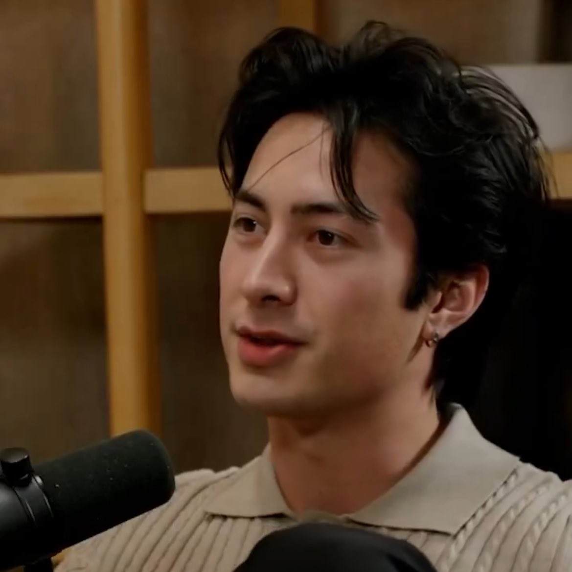 ever_fixedmark's tweet image. they’re saying it’s the most sickening face and hair combo of all time