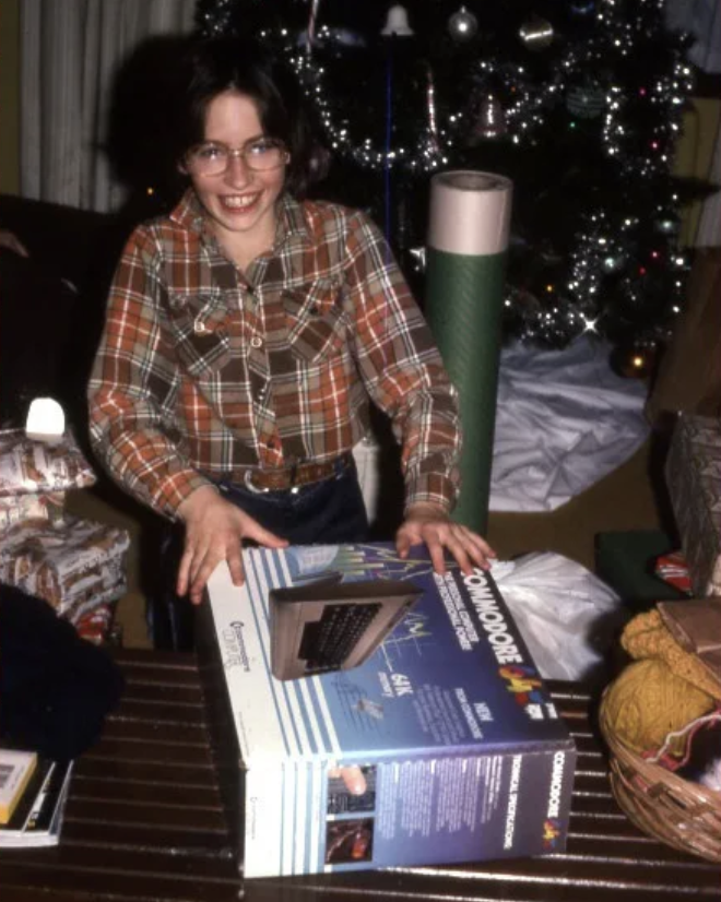think back a while....Do you remember the day you got your Commodore 64?!!

Better still do you have any photos of that special day?

Pic: reddit

The Commodore 64: The Birth of a Cultural Icon
A new documentary - sign up here: kickstarter.com/projects/graci…