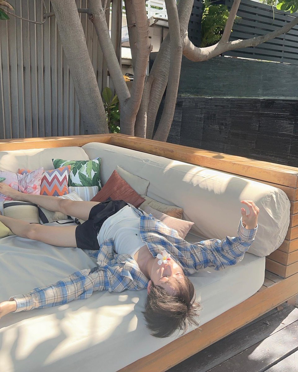 Iavieurose's tweet image. GETTING READY                TO MAKE HISTORY