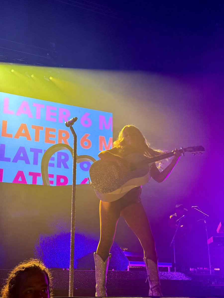 kaitlynleigh89's tweet image. crying in #1 in country music radio 🥺🥹 so deserved. 6ML really is that girl 🩷🧡🩵💜 @_megmoroney