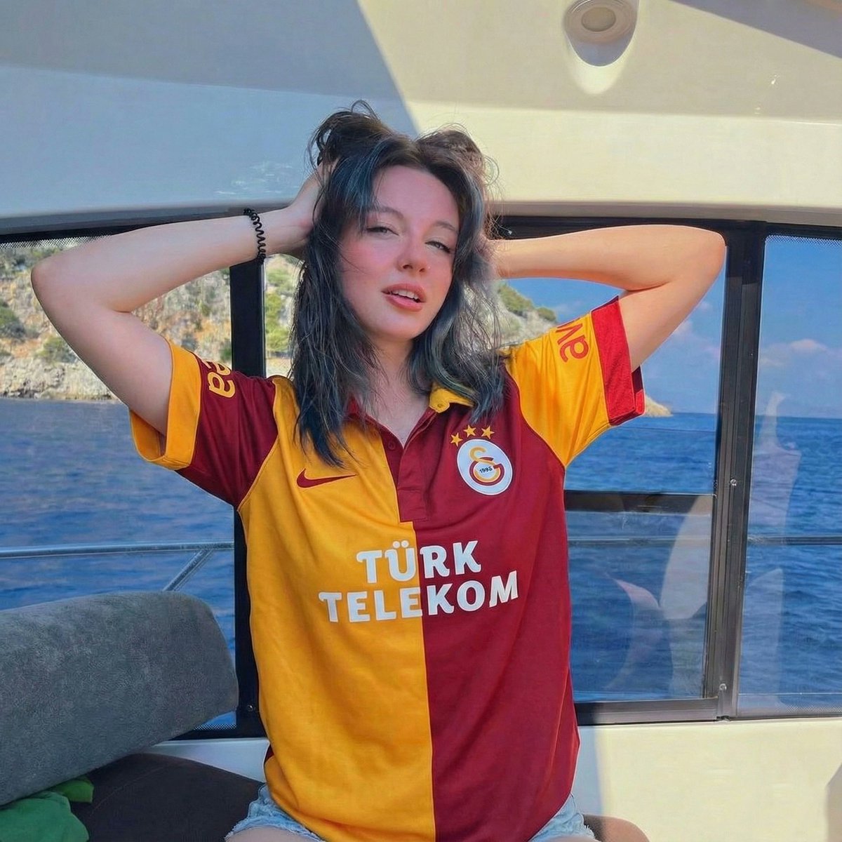 ama sen böyle çok güzel oldun ki